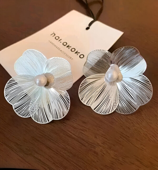 Floral Pearl Earrings - Image 2